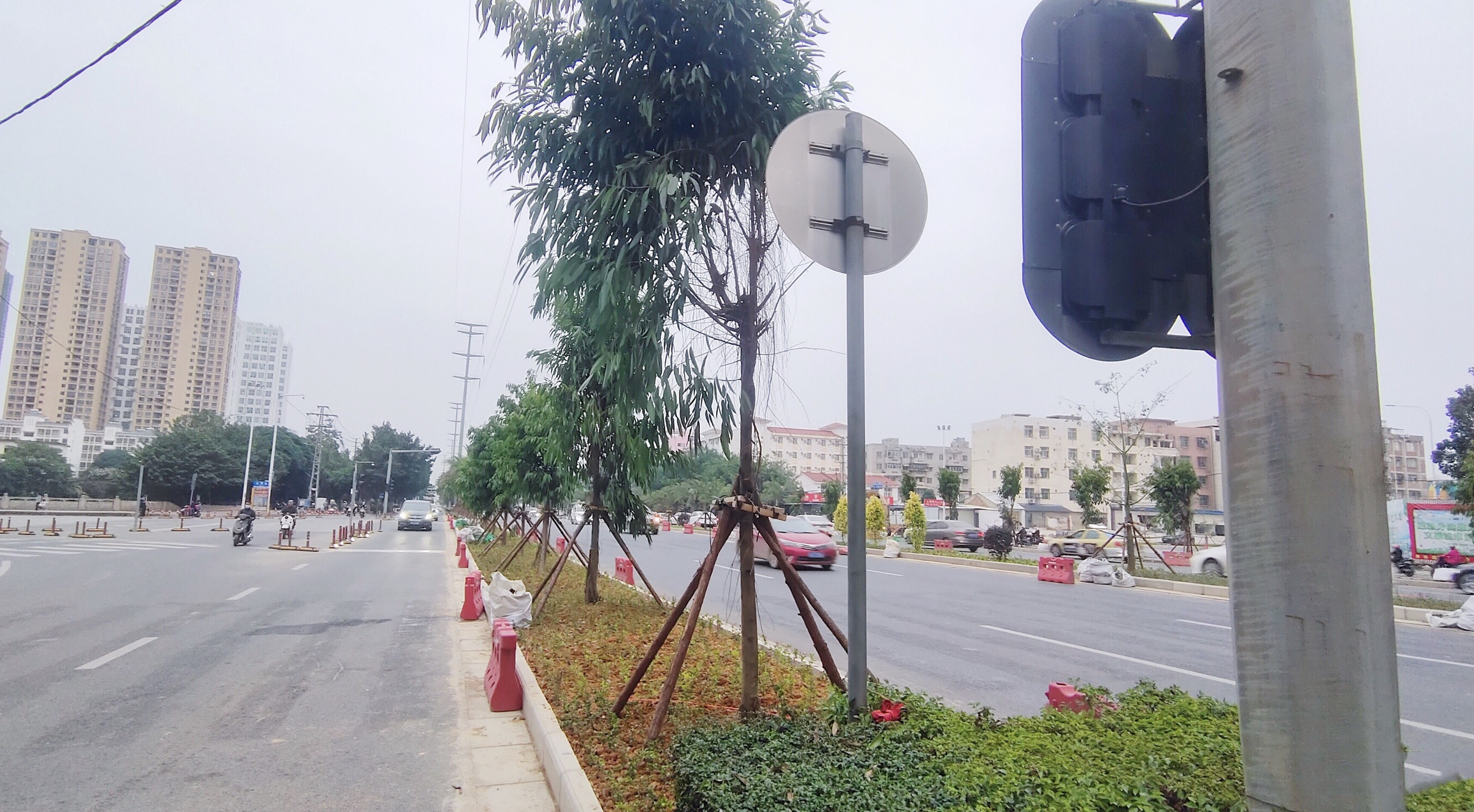 南寧快環(huán)最后一個(gè)紅綠燈“消失”啦
